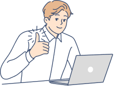 男性がパソコンを見ている