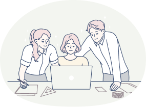 女性を囲んでパソコンを見ている男性と女性